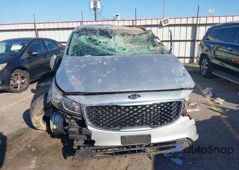 2016 Kia Sedona Lx из США, поврежденный, VIN KNDMB5C17G6196068